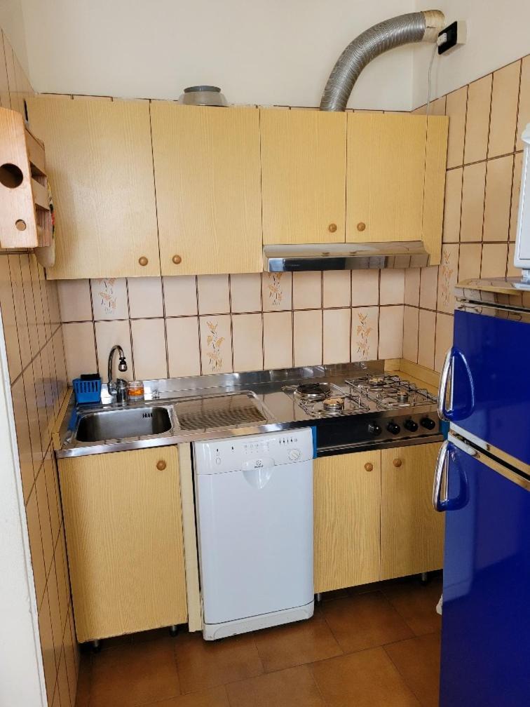 Ampio Bilocale Caorle Lungomare Levante Exteriör bild